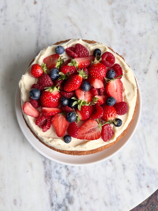 Mascarpone and Strawberry Vanilla cake